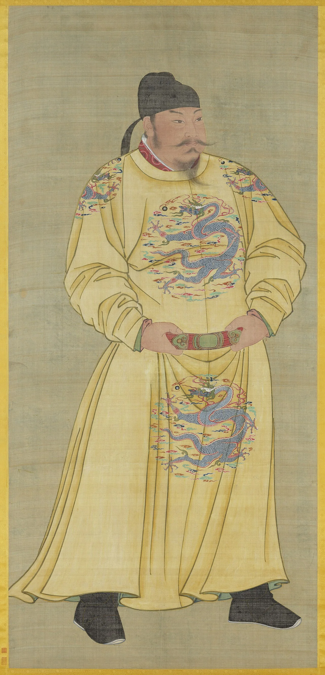 唐太宗李世民身著帝王袍服的全身立像